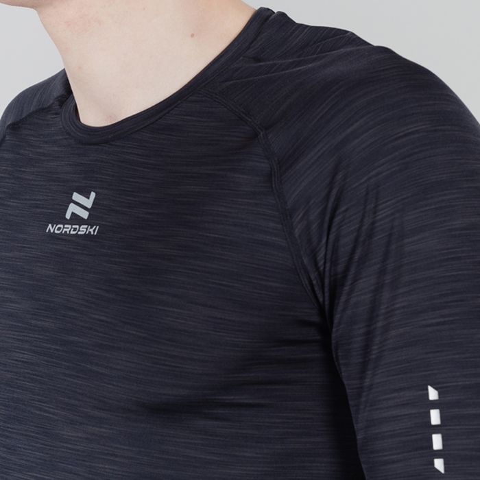 Лонгслив для бега NORDSKI Pro (черный)