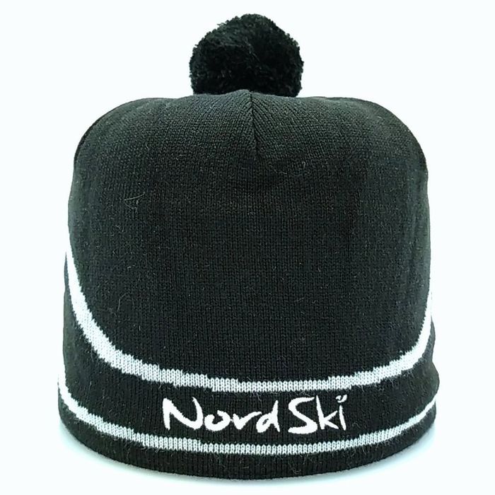 Шапка вязаная NORDSKI Line (черный/белый)