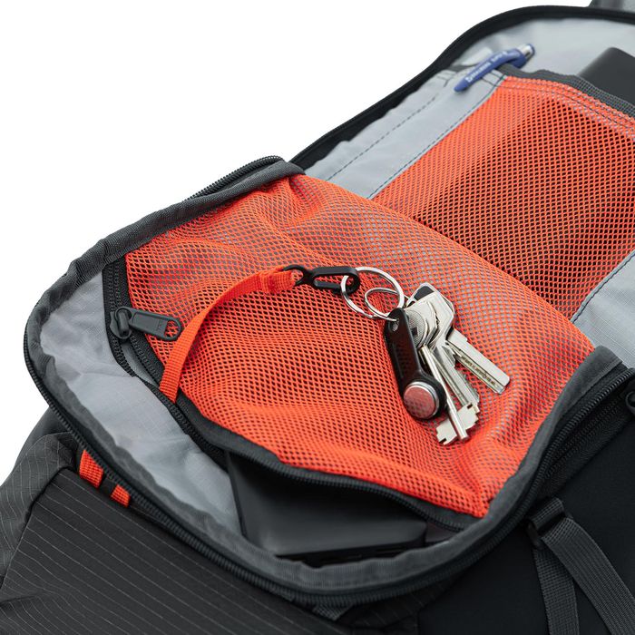 Рюкзак спортивный KANROCK Moveit 17 (черный)