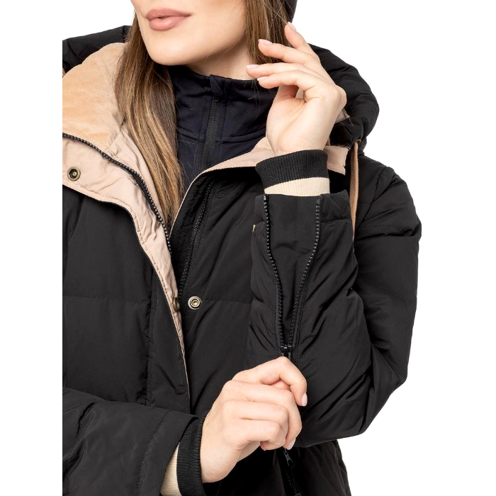 Пальто пуховое женское MOAX Dachstein (черный)