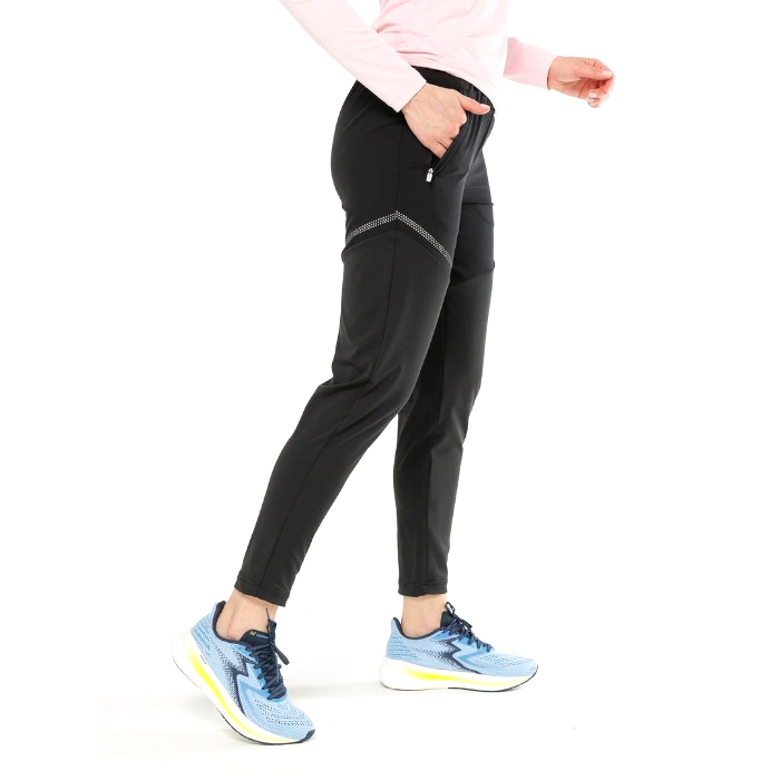 Брюки разминочные женские MOAX Adapt Run (черный)