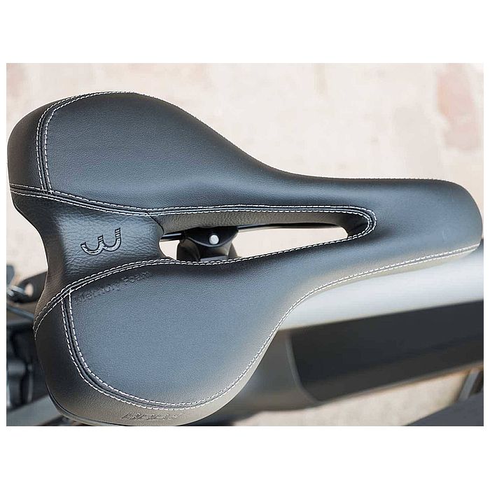Седло BBB SoftShape Relaxed Anatomic 205x265mm (черный)