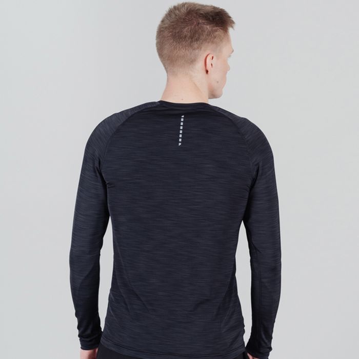 Лонгслив для бега NORDSKI Pro (черный)