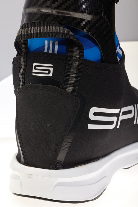 Чехлы для ботинок SPINE Overboot (505) (черный/белый)